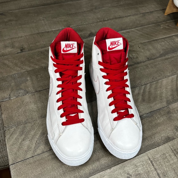 Nike Blazer High Vintage Varsity Red Sz 11.5 - Picture 3 of 5
